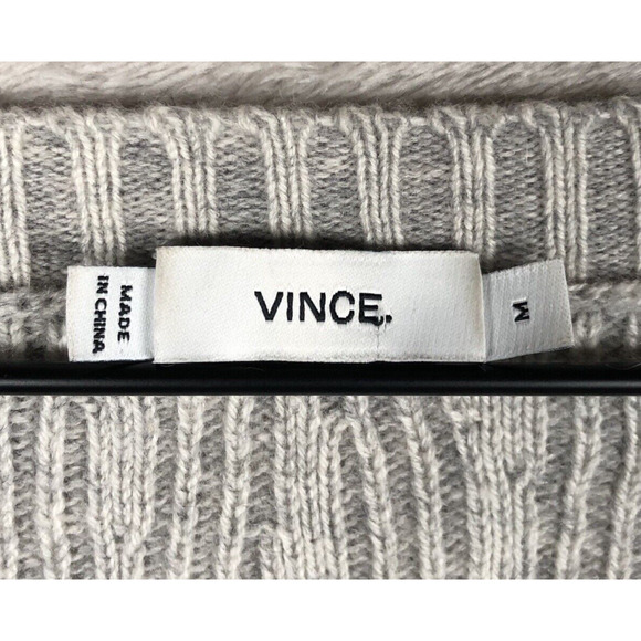 VINCE Wool Cashmere Sweater Sz M Gray Long Sleeve Split Waist - Picture 3 of 12